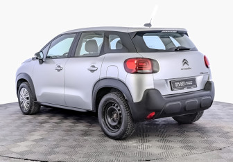 Подержанный автомобиль Citroen C3 Aircross 2018 года (7 фото)