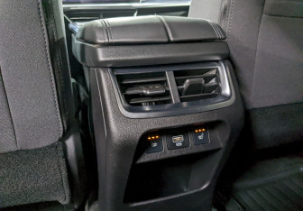 Подержанный автомобиль Haval F7 2024 года (15 фото)