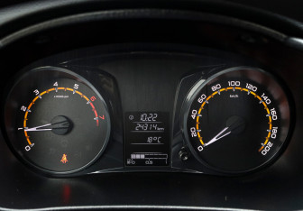 Подержанный автомобиль LADA (ВАЗ) Granta Liftback 2024 года (10 фото)