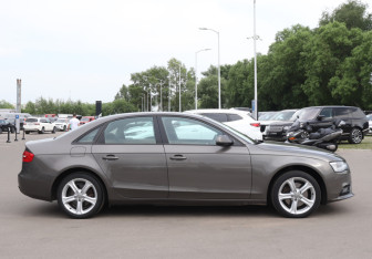 Подержанный автомобиль Audi A4 Sedan 2013 года (4 фото)