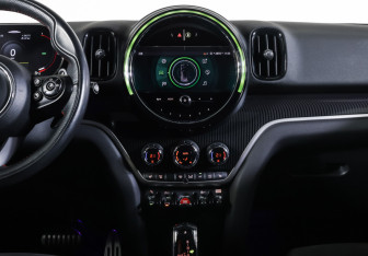 Подержанный автомобиль MINI Countryman 2021 года (14 фото)