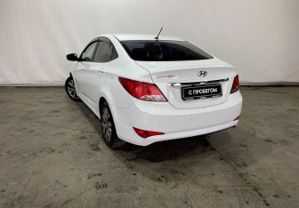 Подержанный автомобиль Hyundai Solaris Sedan 2016 года (4 фото)