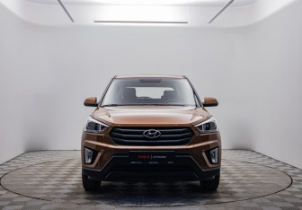 Подержанный автомобиль Hyundai Creta 2019 года (2 фото)