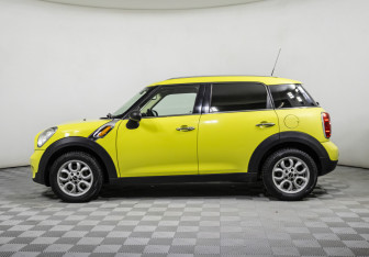Подержанный автомобиль MINI Countryman 2012 года (8 фото)
