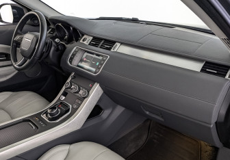 Подержанный автомобиль Land Rover Range Rover Evoque 2018 года (13 фото)
