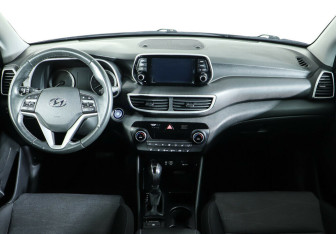 Подержанный автомобиль Hyundai Tucson 2019 года (9 фото)