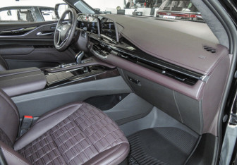 Новый Cadillac Escalade Suv 2024 (7 фото)