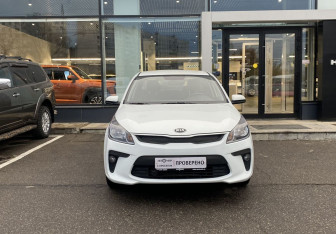 Подержанный автомобиль Kia Rio Sedan 2017 года (2 фото)
