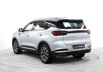 Подержанный автомобиль Chery Tiggo 7 Pro Max 2023 года (7 фото)