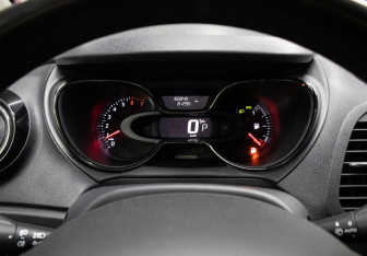 Подержанный автомобиль Renault Kaptur 2019 года (13 фото)