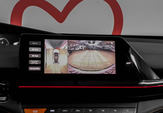 Подержанный автомобиль Changan UNI-V 2023 года (16 фото)