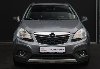 Подержанный автомобиль Opel Mokka 2013 года (2 фото)