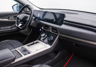 Подержанный автомобиль Exeed TXL 2021 года (10 фото)