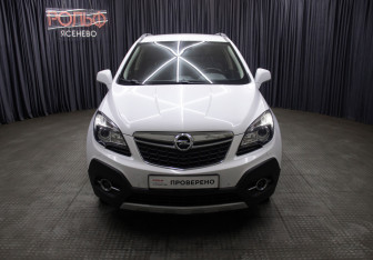Подержанный автомобиль Opel Mokka 2013 года (2 фото)