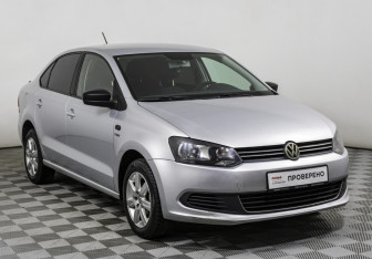 Подержанный автомобиль Volkswagen Polo Sedan 2013 года (3 фото)