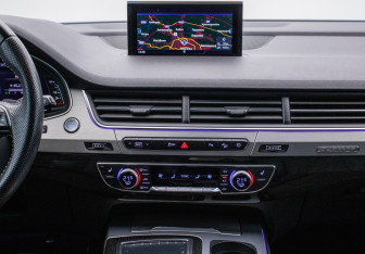 Подержанный автомобиль Audi Q7 2019 года (14 фото)