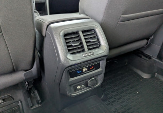 Подержанный автомобиль Volkswagen Tiguan 2021 года (29 фото)