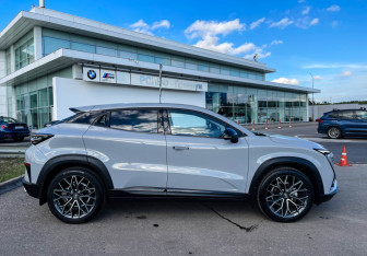 Подержанный автомобиль Changan UNI-T 2024 года (4 фото)