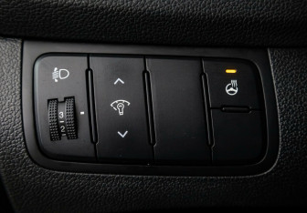 Подержанный автомобиль Kia Ceed Hatchback 2012 года (17 фото)