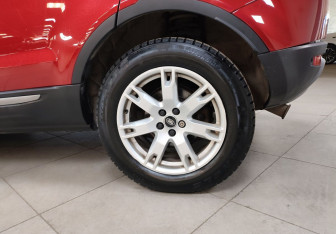Подержанный автомобиль Land Rover Range Rover Evoque 2012 года (9 фото)
