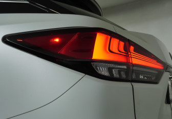 Подержанный автомобиль Lexus RX 2020 года (27 фото)