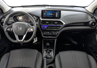 Подержанный автомобиль Changan Alsvin 2023 года (14 фото)