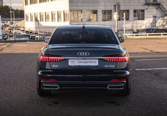 Подержанный автомобиль Audi A6 Sedan 2020 года (6 фото)