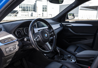 Подержанный автомобиль BMW X1 2020 года (9 фото)