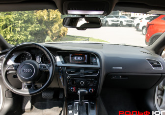 Подержанный автомобиль Audi A5 Liftback 2013 года (9 фото)