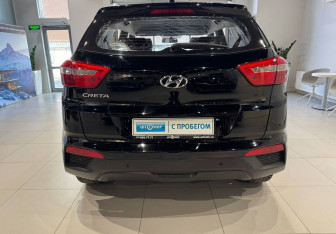 Подержанный автомобиль Hyundai Creta 2017 года (5 фото)