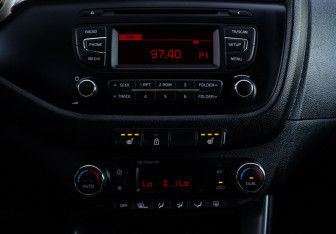 Подержанный автомобиль Kia Ceed Wagon 2017 года (13 фото)