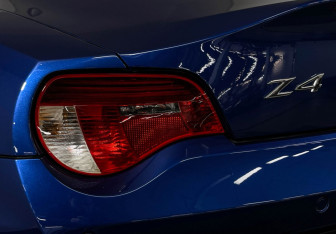 Подержанный автомобиль BMW Z4 Roadster 2008 года (27 фото)