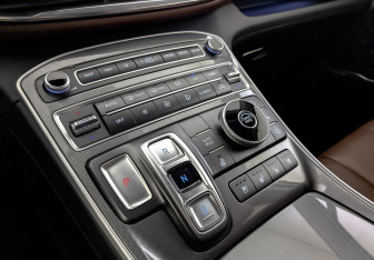 Подержанный автомобиль Hyundai Santa Fe 2021 года (21 фото)