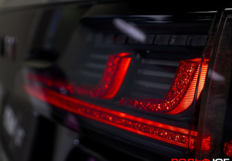 Подержанный автомобиль Voyah Dream 2023 года (36 фото)