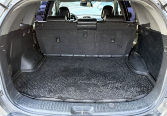 Подержанный автомобиль Kia Sorento 2009 года (13 фото)