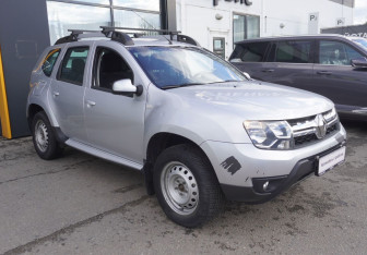 Подержанный автомобиль Renault Duster 2016 года (3 фото)