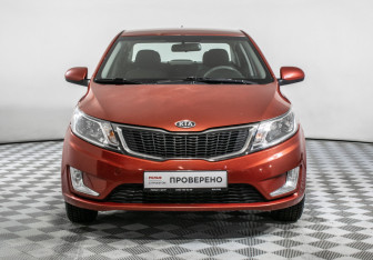 Подержанный автомобиль Kia Rio Sedan 2012 года (2 фото)