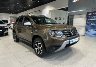 Подержанный автомобиль Renault Duster 2021 года (3 фото)