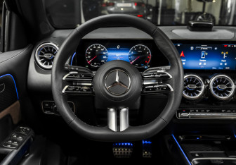 Новый Mercedes-Benz GLB 2025 (13 фото)
