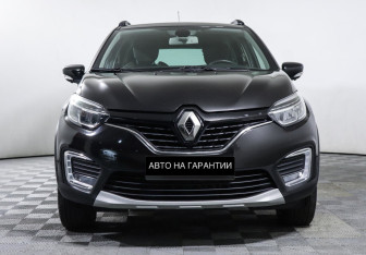 Подержанный автомобиль Renault Kaptur 2018 года (2 фото)