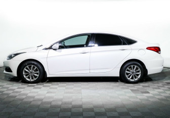 Подержанный автомобиль Hyundai i40 Sedan 2016 года (3 фото)