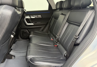 Подержанный автомобиль Jaecoo J7 2023 года (11 фото)