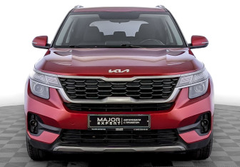 Подержанный автомобиль Kia Seltos 2022 года (2 фото)