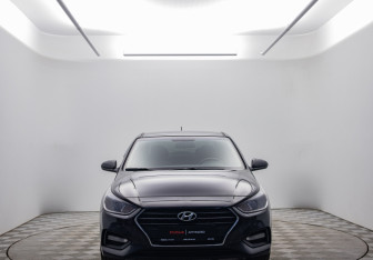 Подержанный автомобиль Hyundai Solaris Sedan 2017 года (2 фото)