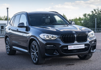 Подержанный автомобиль BMW X3 2019 года (3 фото)