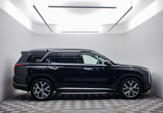 Подержанный автомобиль Hyundai Palisade 2021 года (4 фото)
