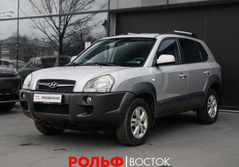 Подержанный автомобиль Hyundai Tucson 2008 года (1 фото)