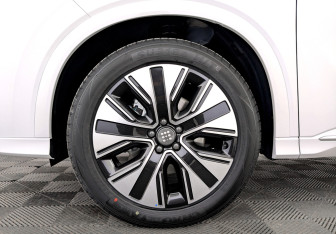 Новый Evolute i-SPACE 2026 (7 фото)