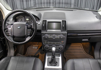 Подержанный автомобиль Land Rover Freelander 2013 года (12 фото)