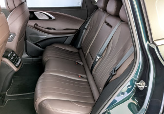 Подержанный автомобиль Exeed TXL 2024 года (12 фото)